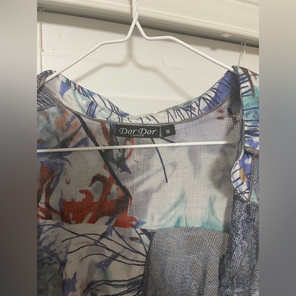 Mix patterned button down - Picture 2 of 4